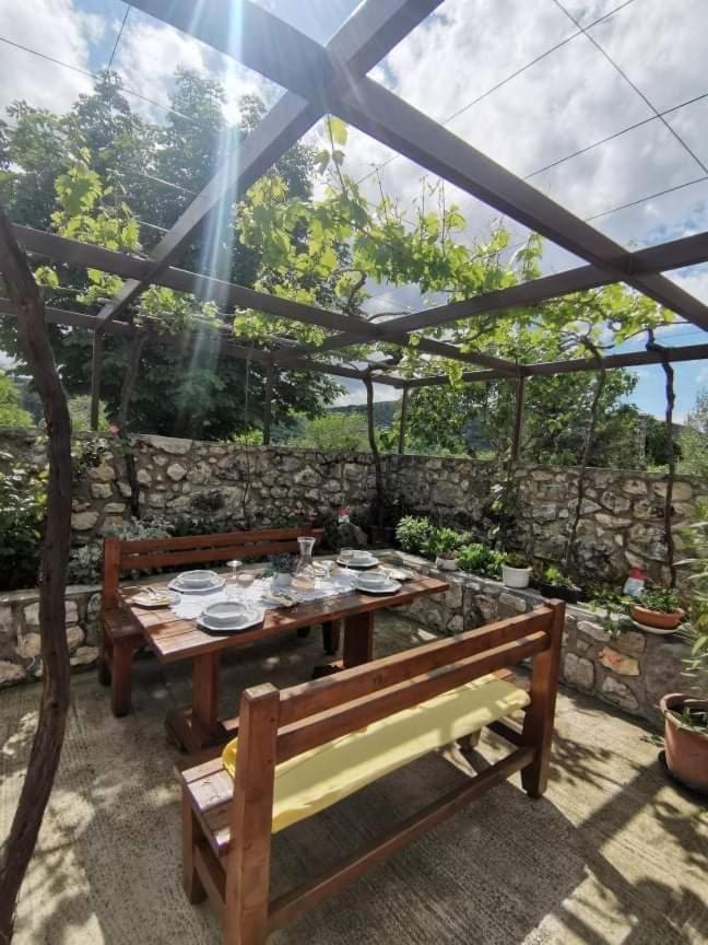 Apartman Ane - Bribir ブリビル エクステリア 写真